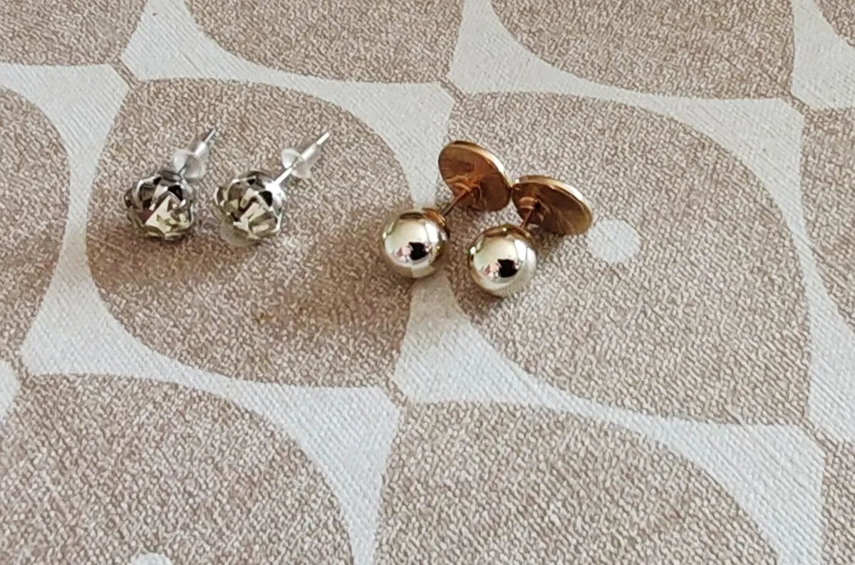 2 pr earrings - Image 4