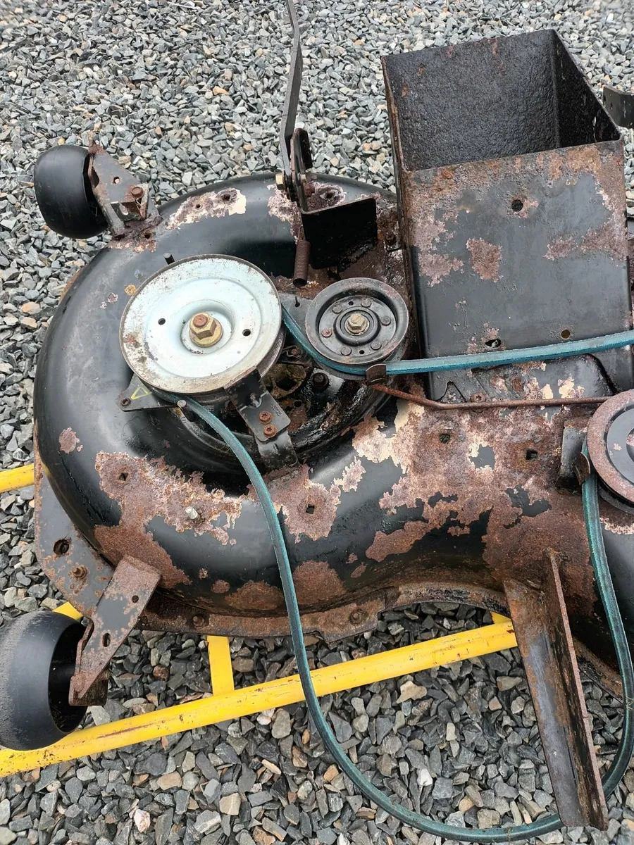 Husqvarna TC142 Complete Deck - Image 4
