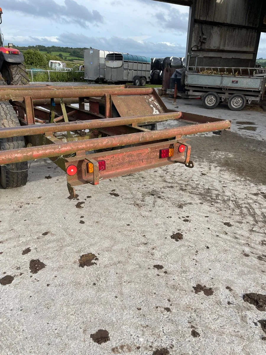 Bale trailer - Image 2