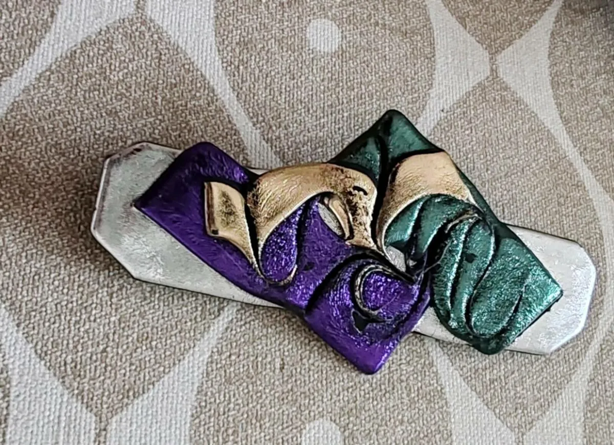 Brooch - Image 1
