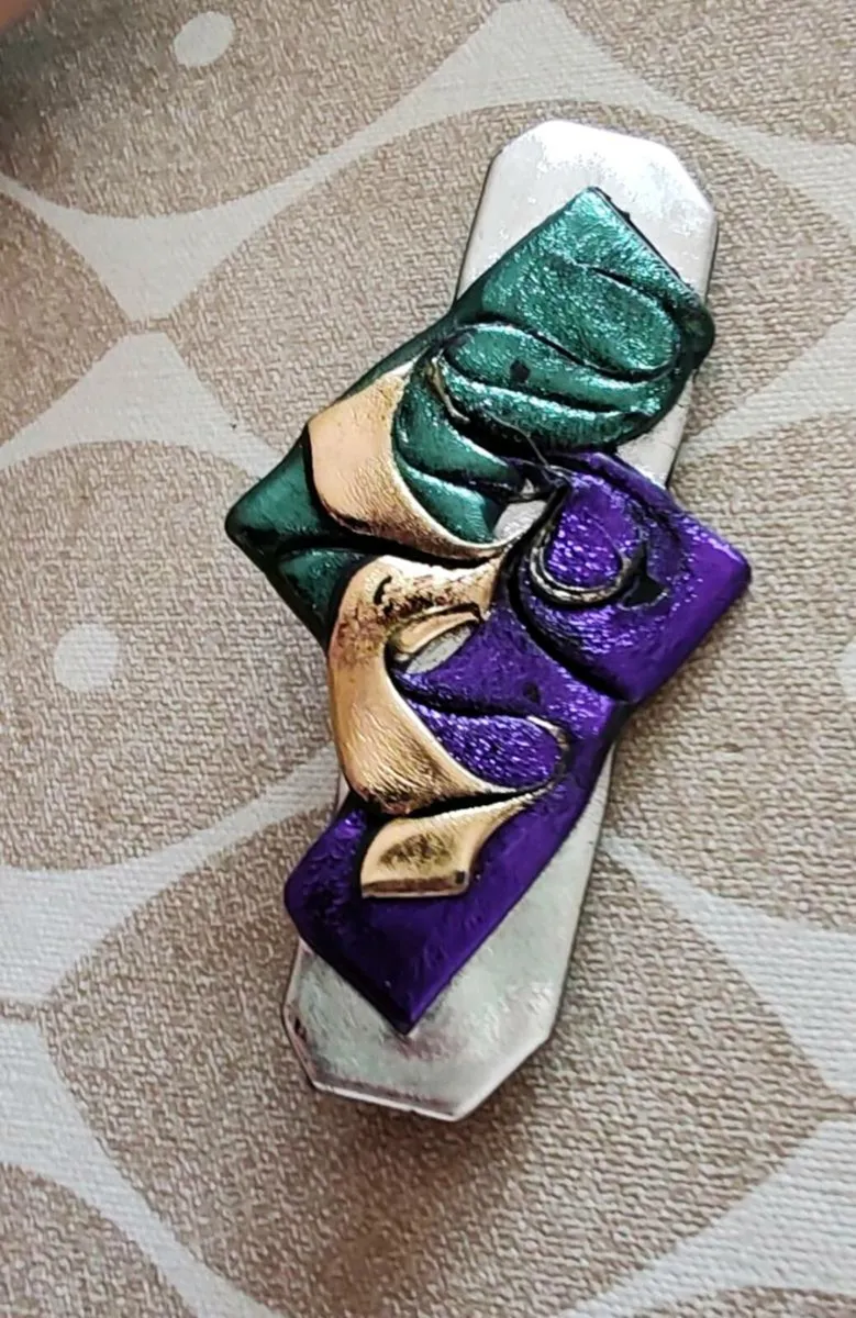 Brooch - Image 2