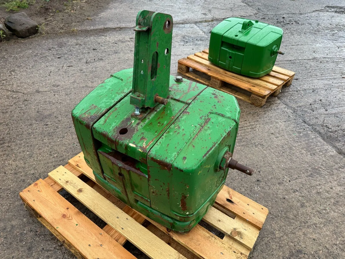 John Deere Big Pack Weight 1150kg - Image 1