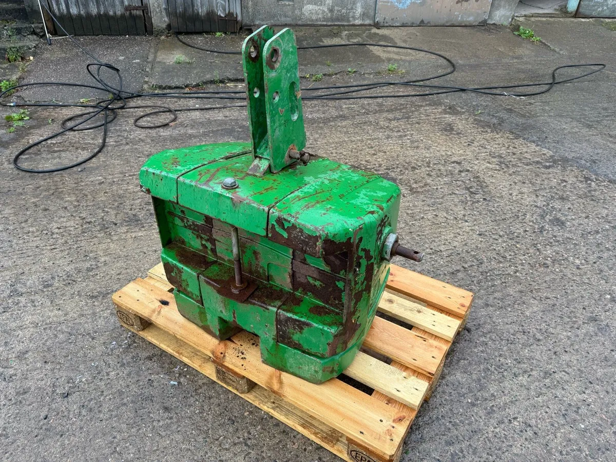 John Deere Big Pack Weight 1150kg - Image 4