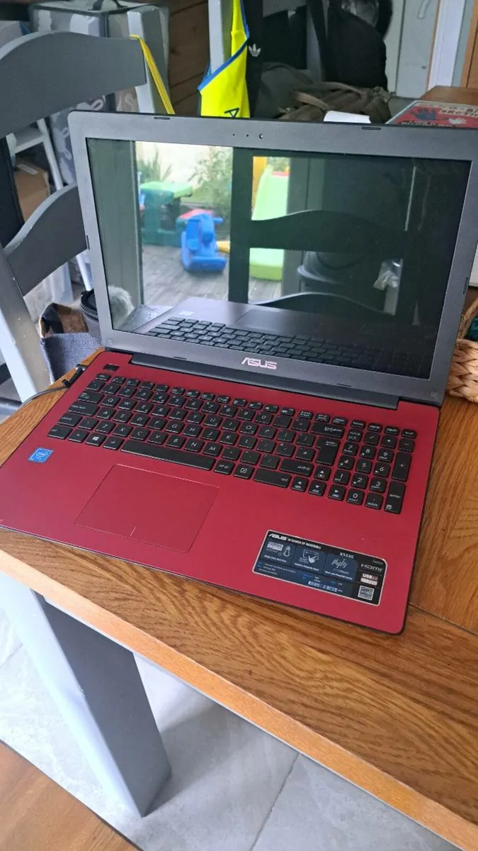 Asus laptop - Image 3