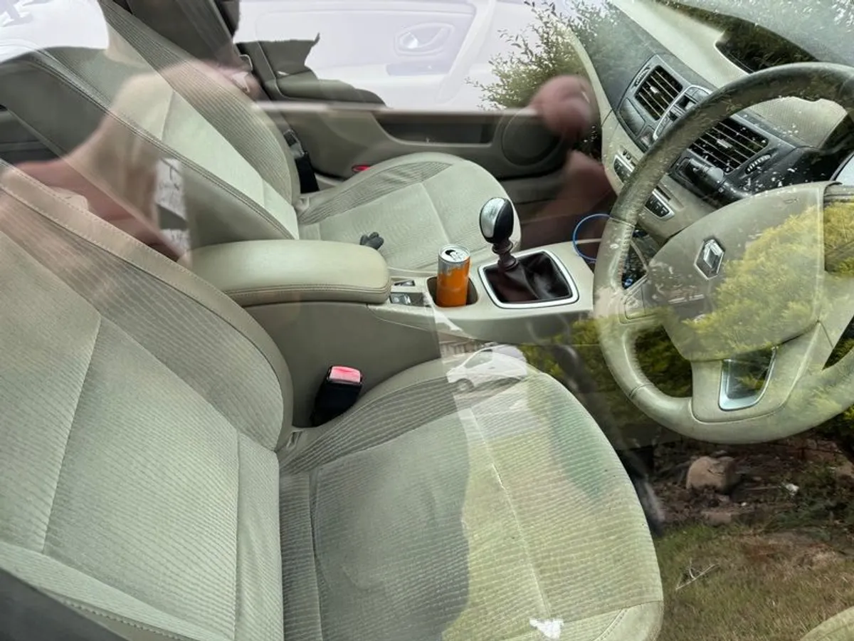 2008 Renault Laguna - Image 4