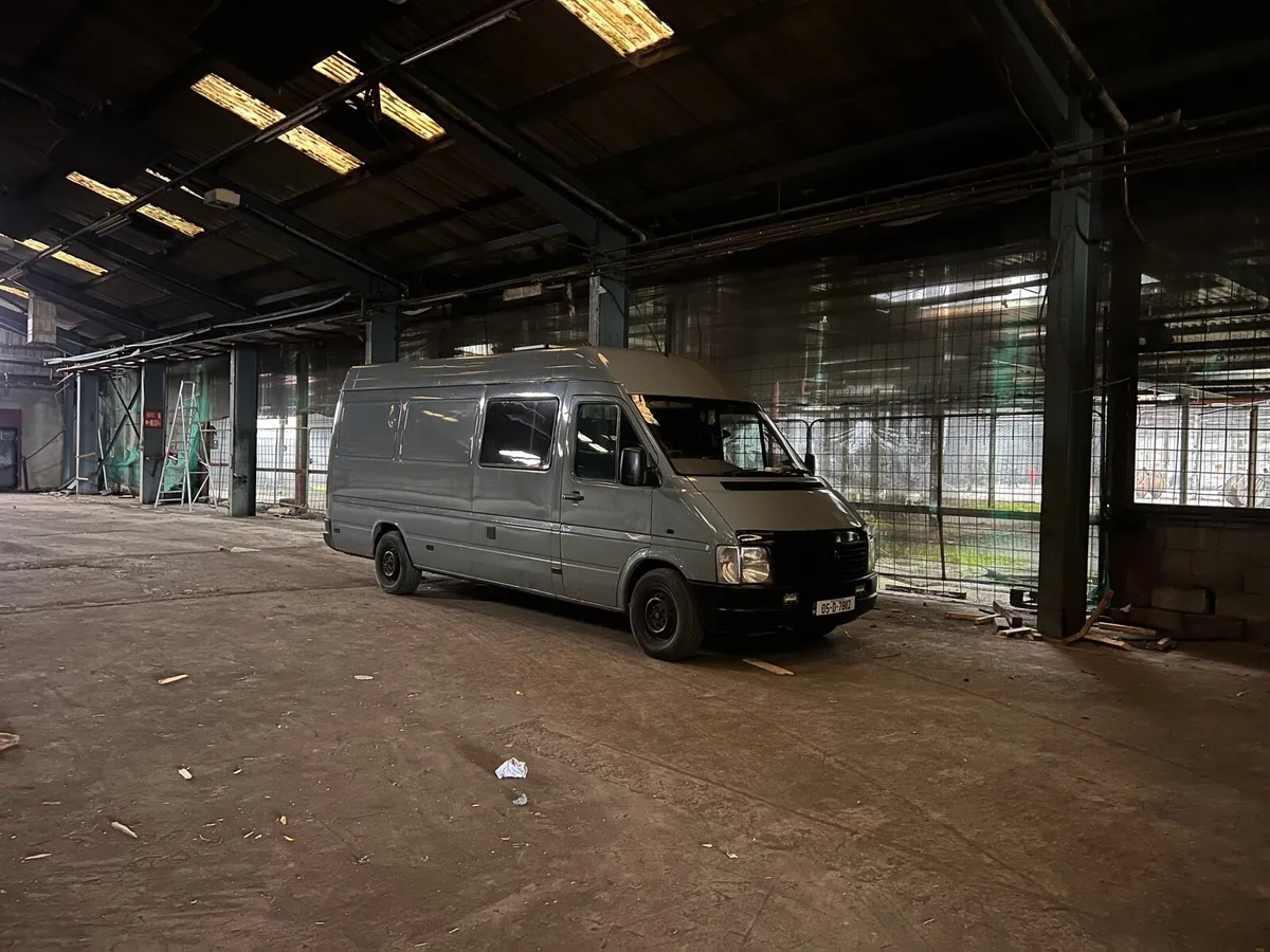 Volkswagen LT35 - Image 1