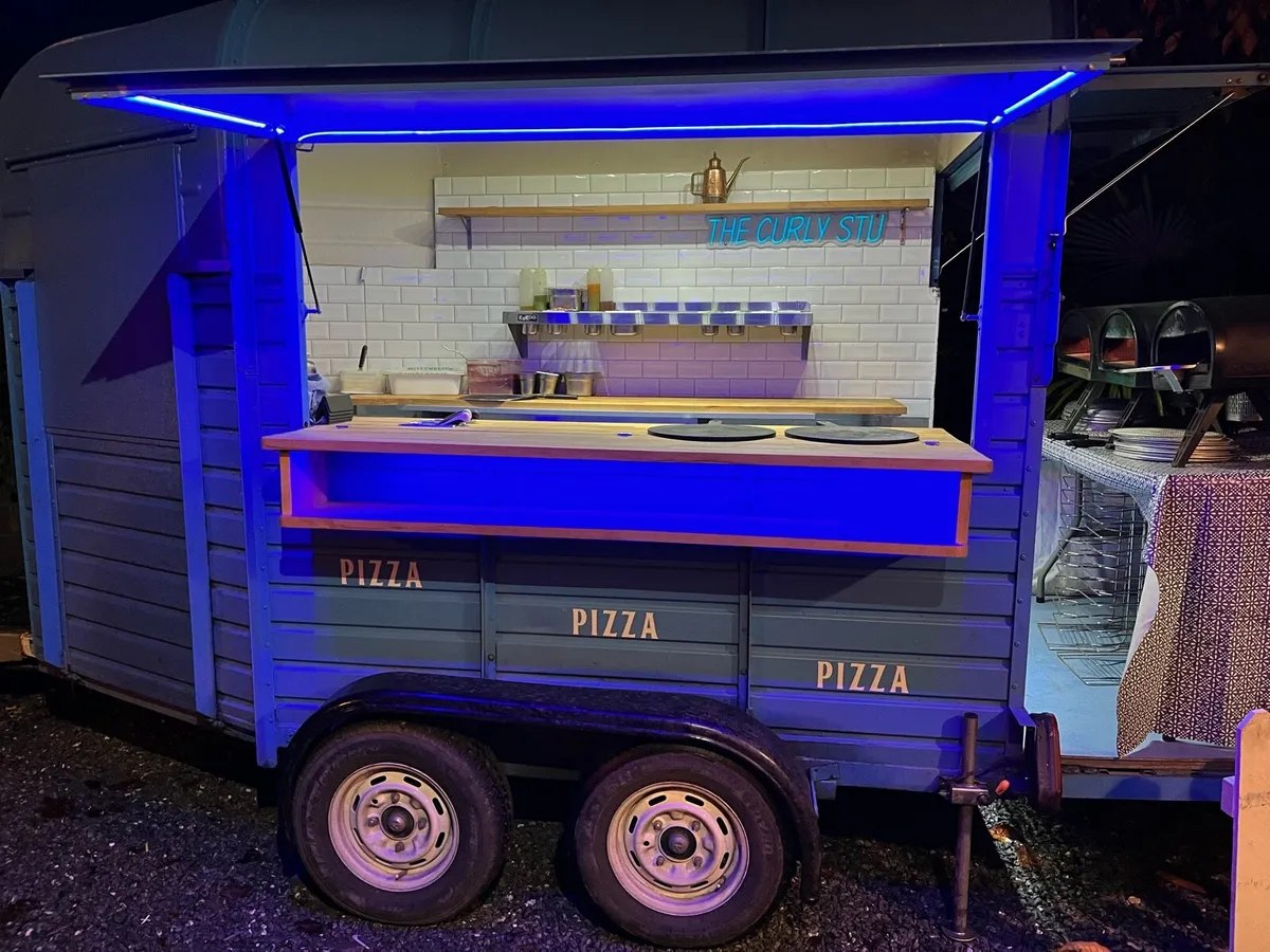 Pizza Rice Horse box trailer (food truck) - Image 4