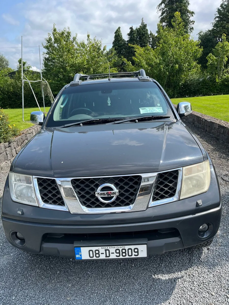 Nissan navara Crewcab - Image 4