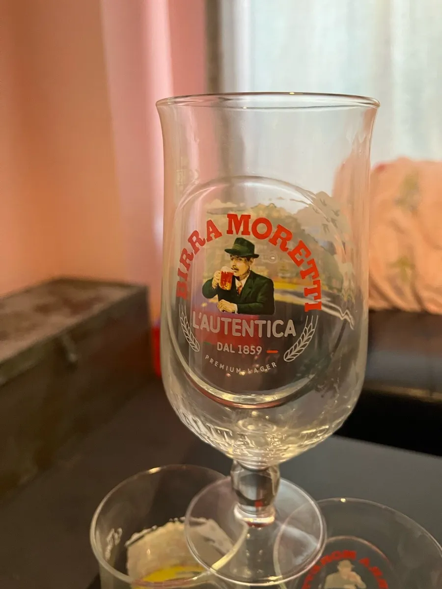 12 bira Moretti limited edition pint glasses - Image 2