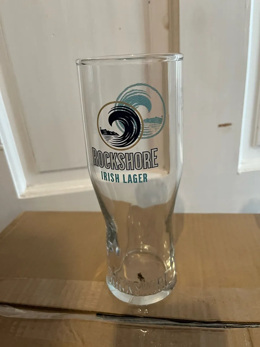 24 new style Rockshore pint glasses - Image 2