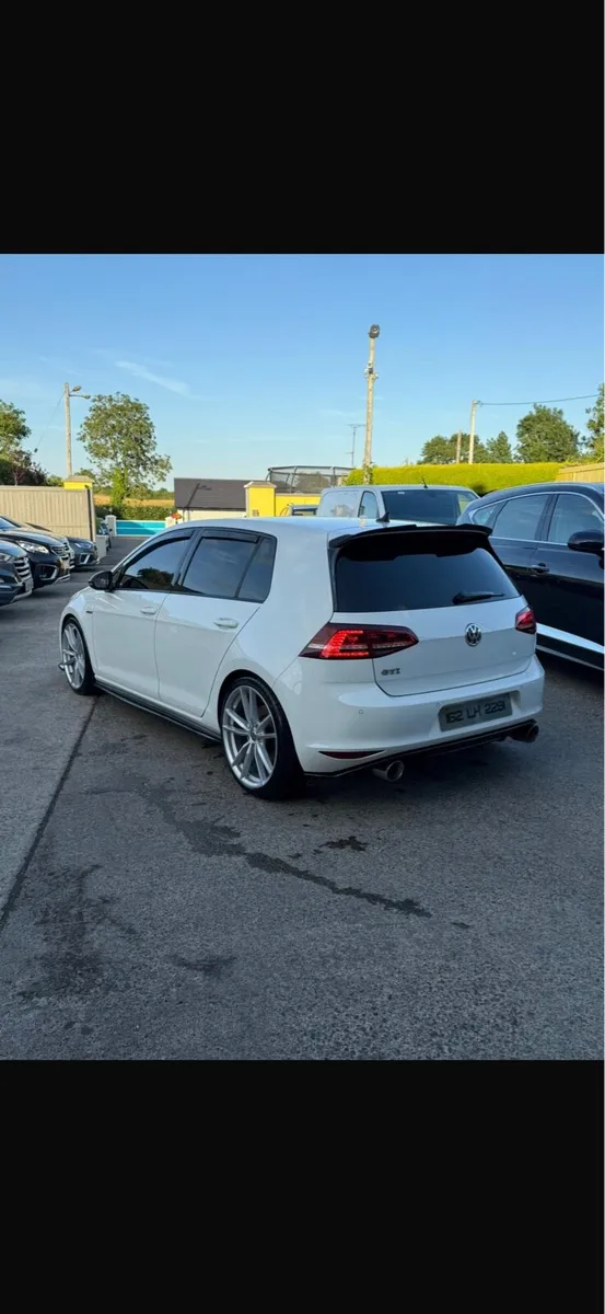 GOLF GTI DCC - Image 4