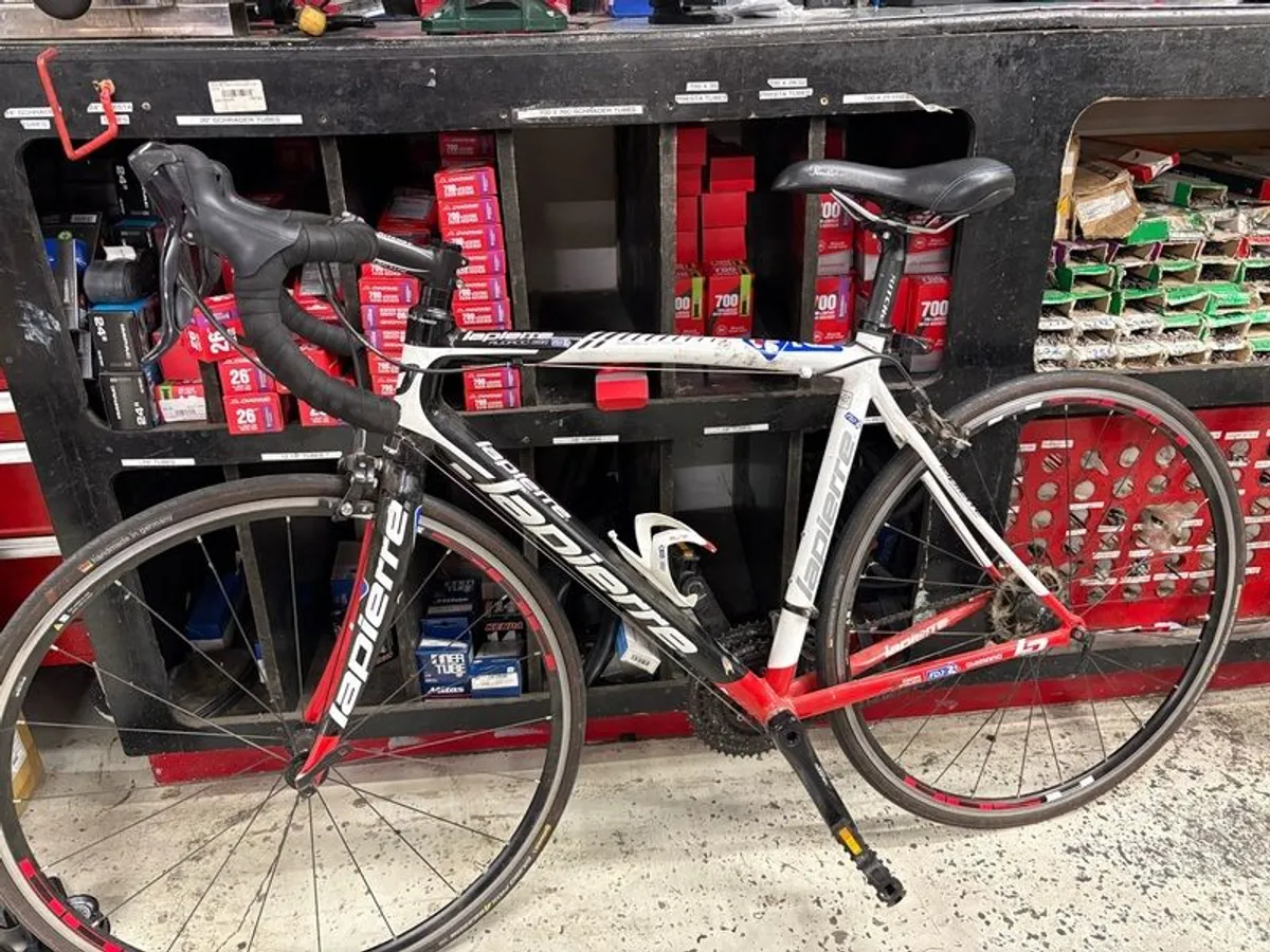 52" Lapierre road bike for sale.