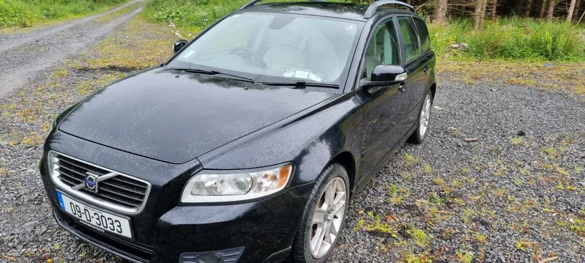Volvo v50 2.0d nct 05/26 - Image 1