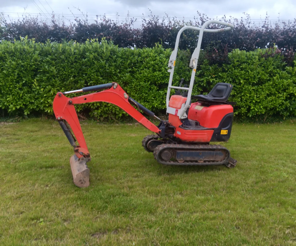 2016 Kubota micro digger - Image 3