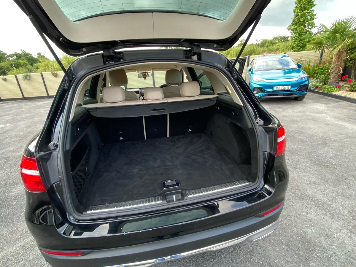 Mercedes GLC 220 d 4 matic - Image 3