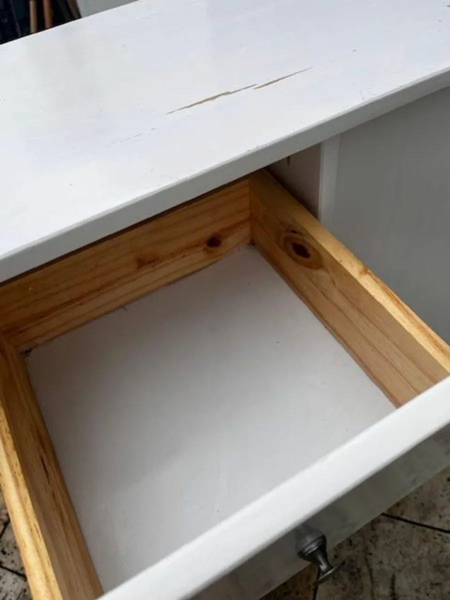 White Cabinet with drawers - Image 4