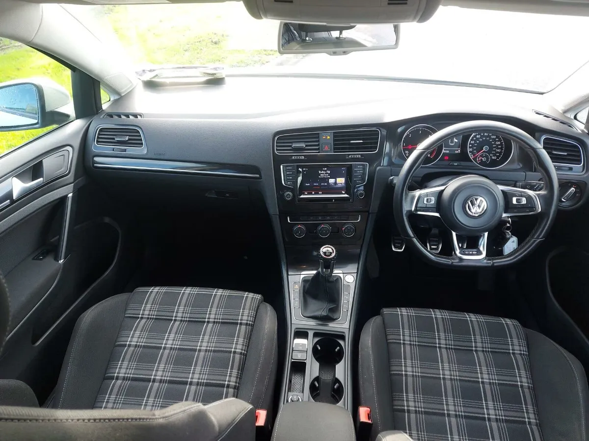 Vw golf gtd - Image 4