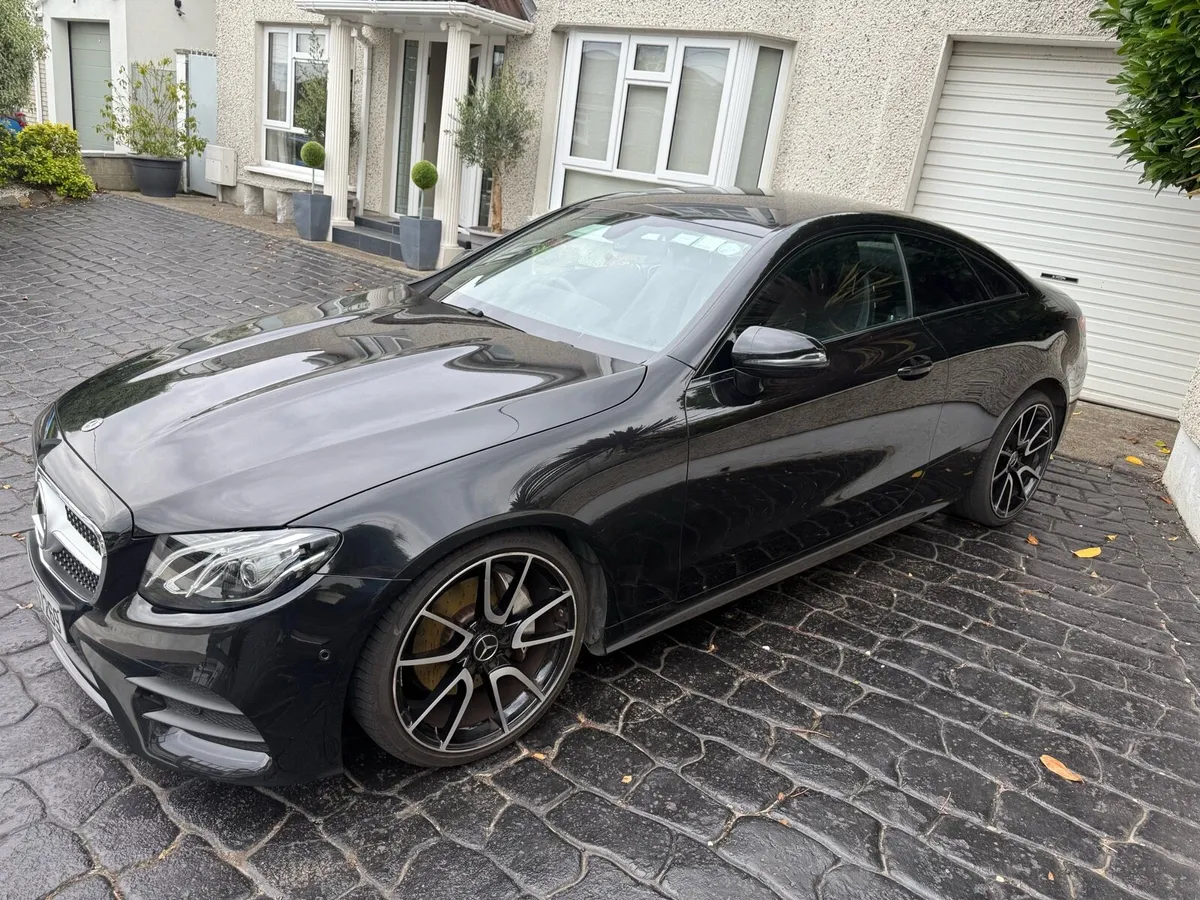 Mercedes E220 Coupe - Image 2