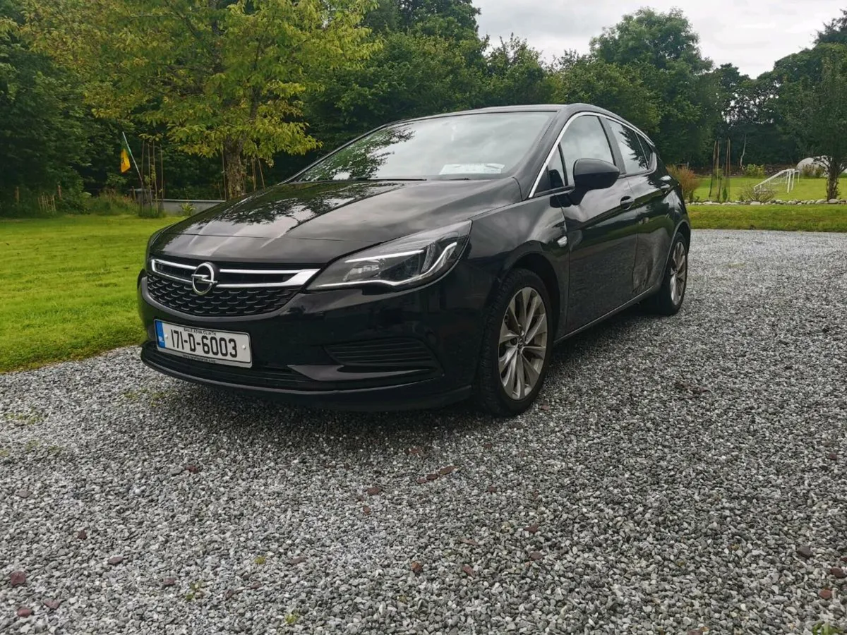 Opel Astra 2017 1.4 Petrol - Image 2
