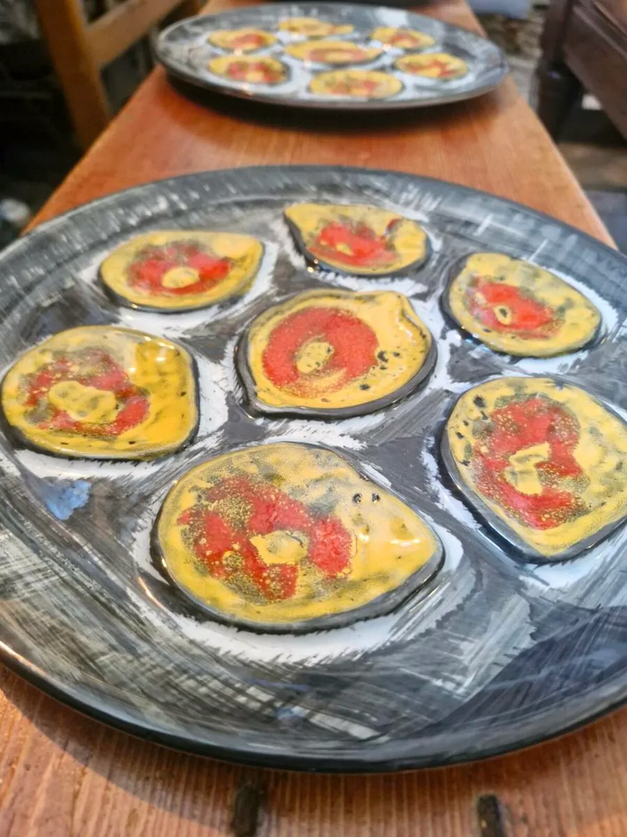 MCM Vintage Oyster Plates - Image 4