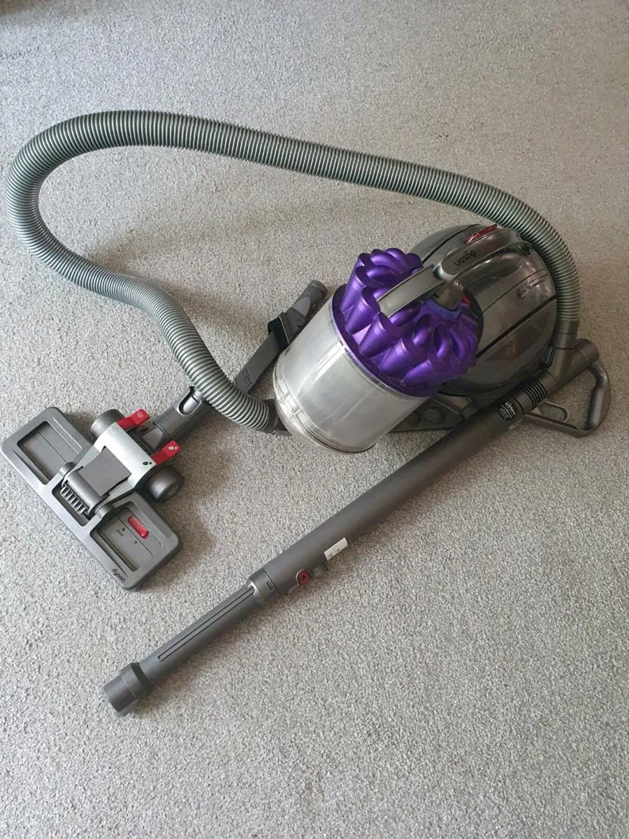 Dyson DC39 Vacuum Cleaner - Image 1