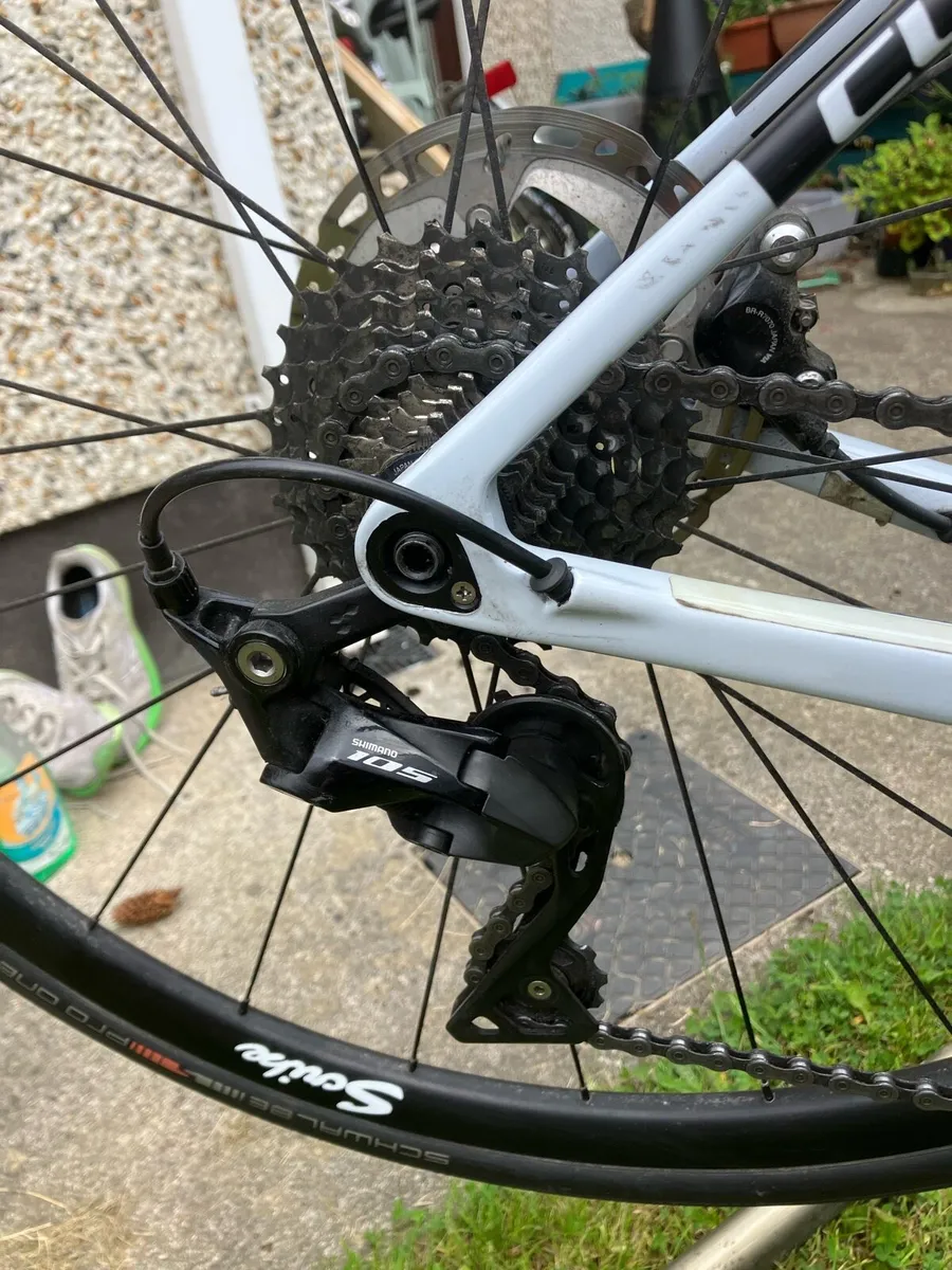 Cube gtc race 56cm full 105 full carbon - Image 4