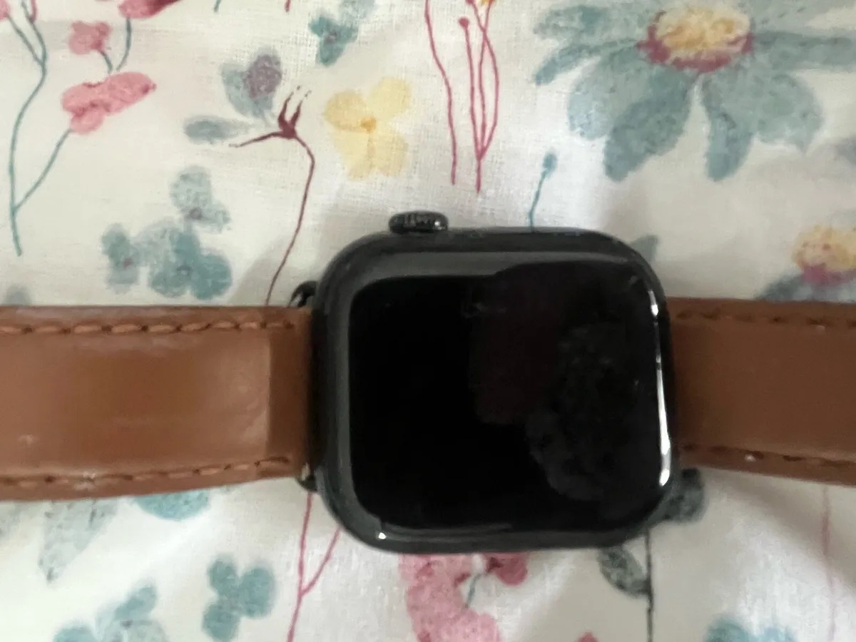 Apple Watch Series 10 - Image 2