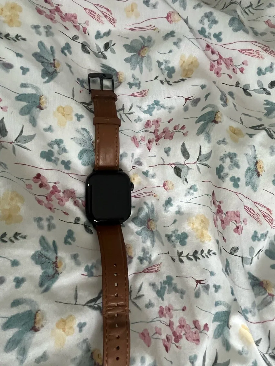 Apple Watch Series 10 - Image 3
