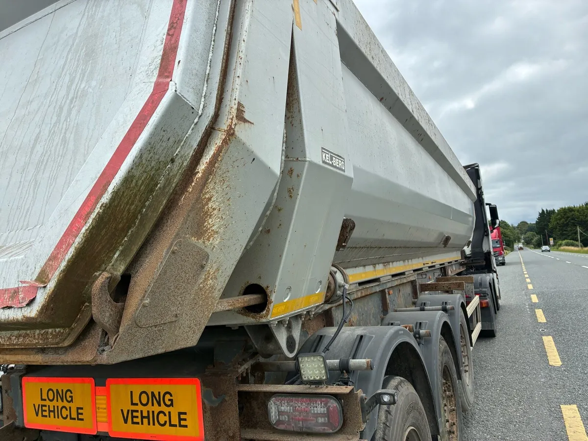 Truck - Image 4