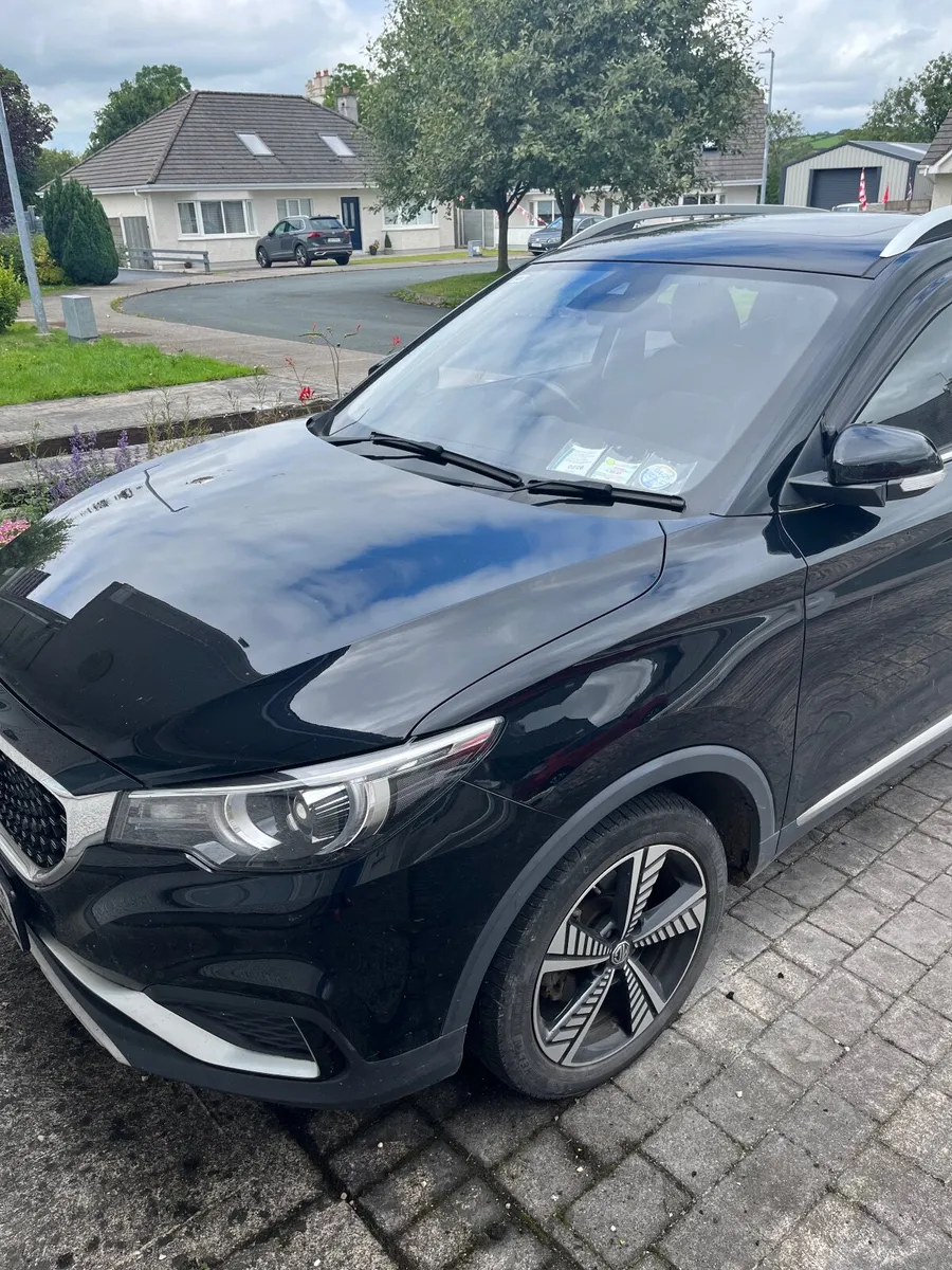 MG ZS 2021 Exclusive - Image 2