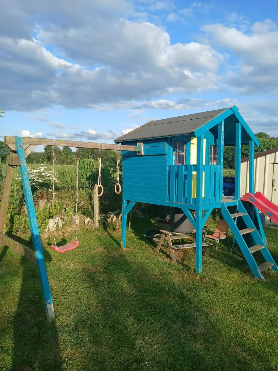 Treehouse / Double Swing / Climbing Wall / Slide - Image 3