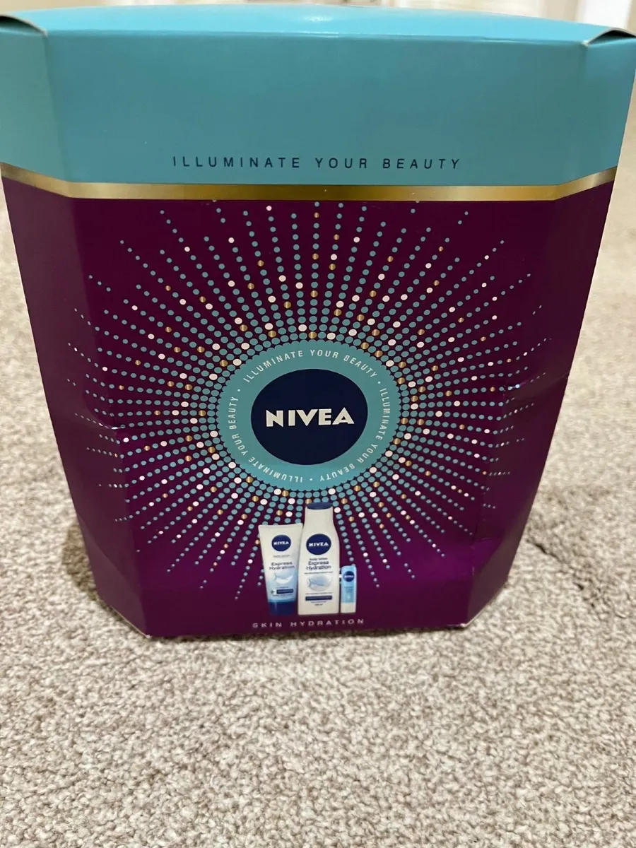 Bath and Body Gift Sets - Five Sets - Image 3