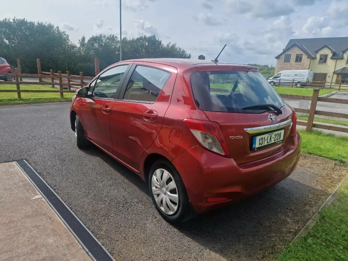 2013 Toyota Yaris 1.0 low mileage - Image 4