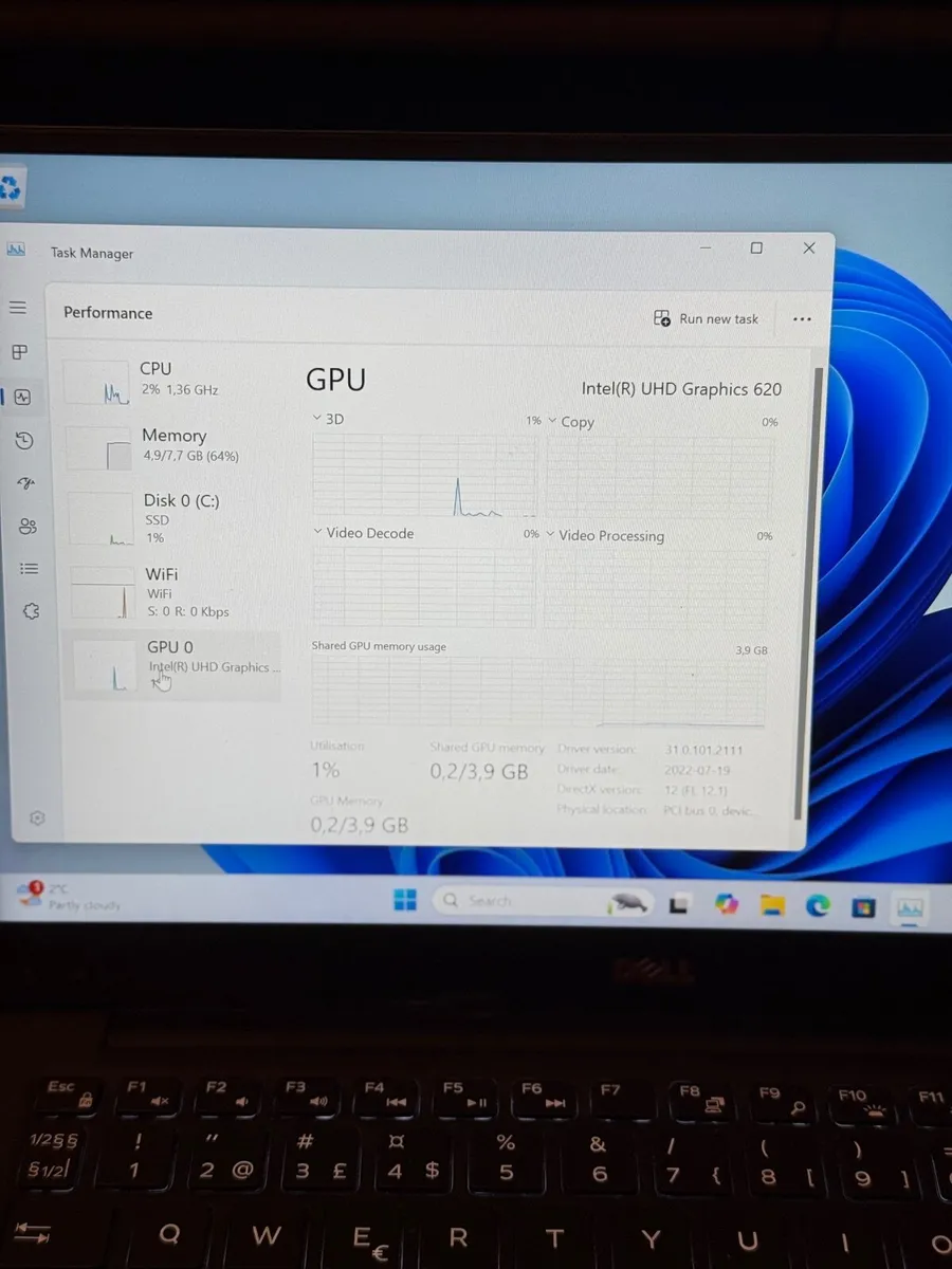 Dell XPS 9360 Laptop i5/8GB/256SSD/4K QHD - Image 4