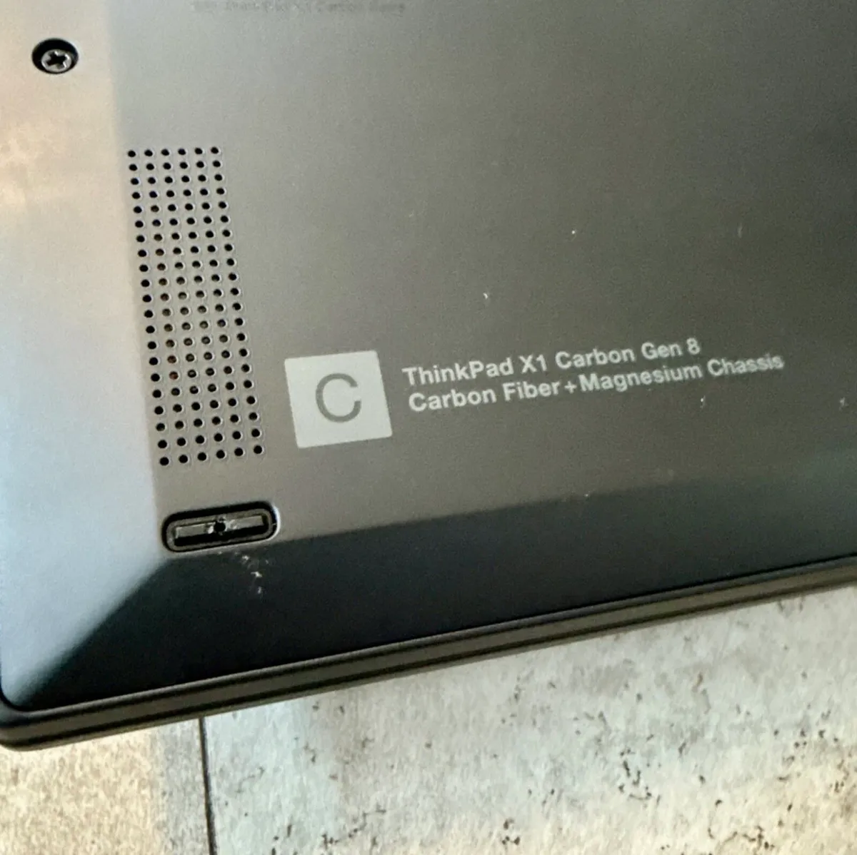 ThinkPad X1 Carbon 8th Touch - Image 4