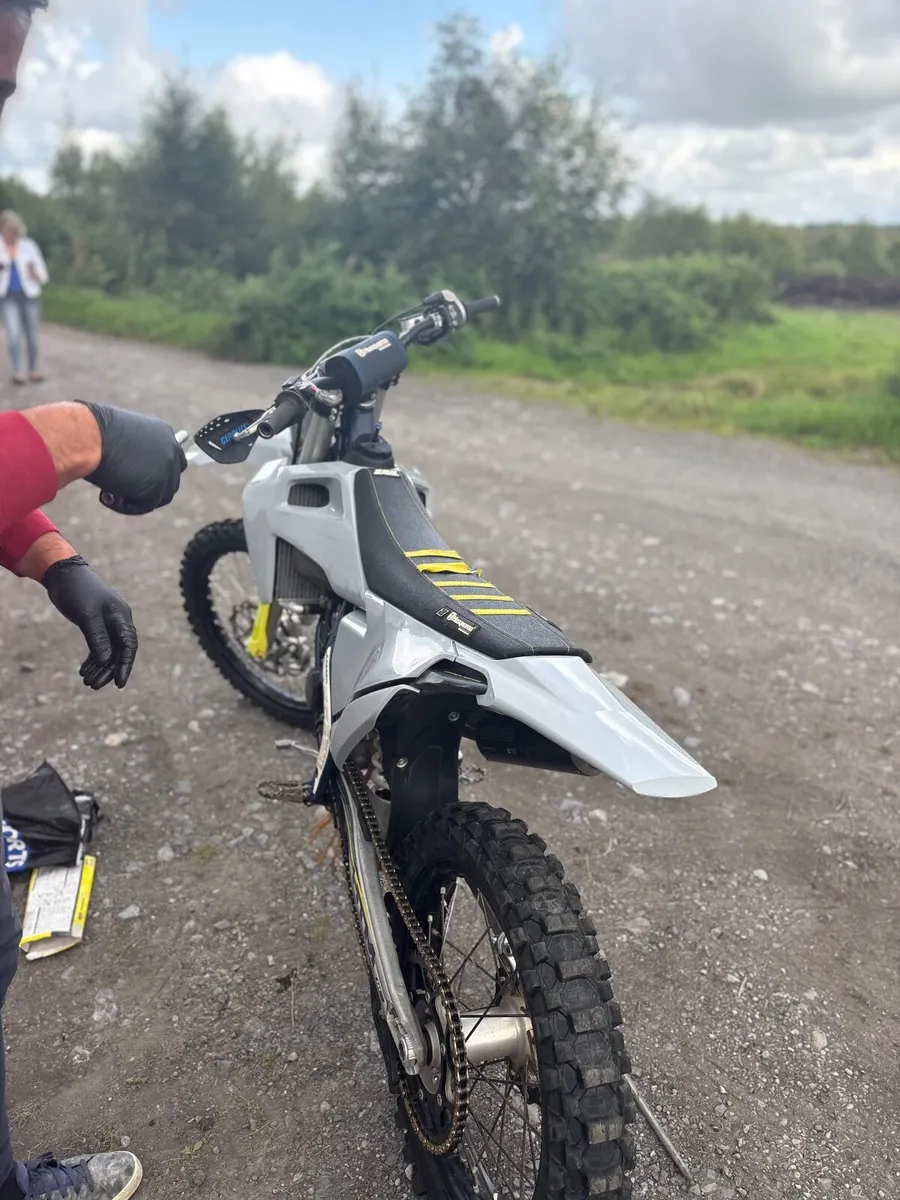 Bike - Image 2