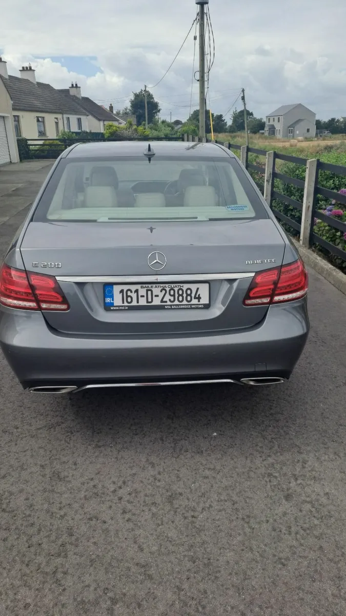 Mercedes-Benz E-Class 2016 - Image 1