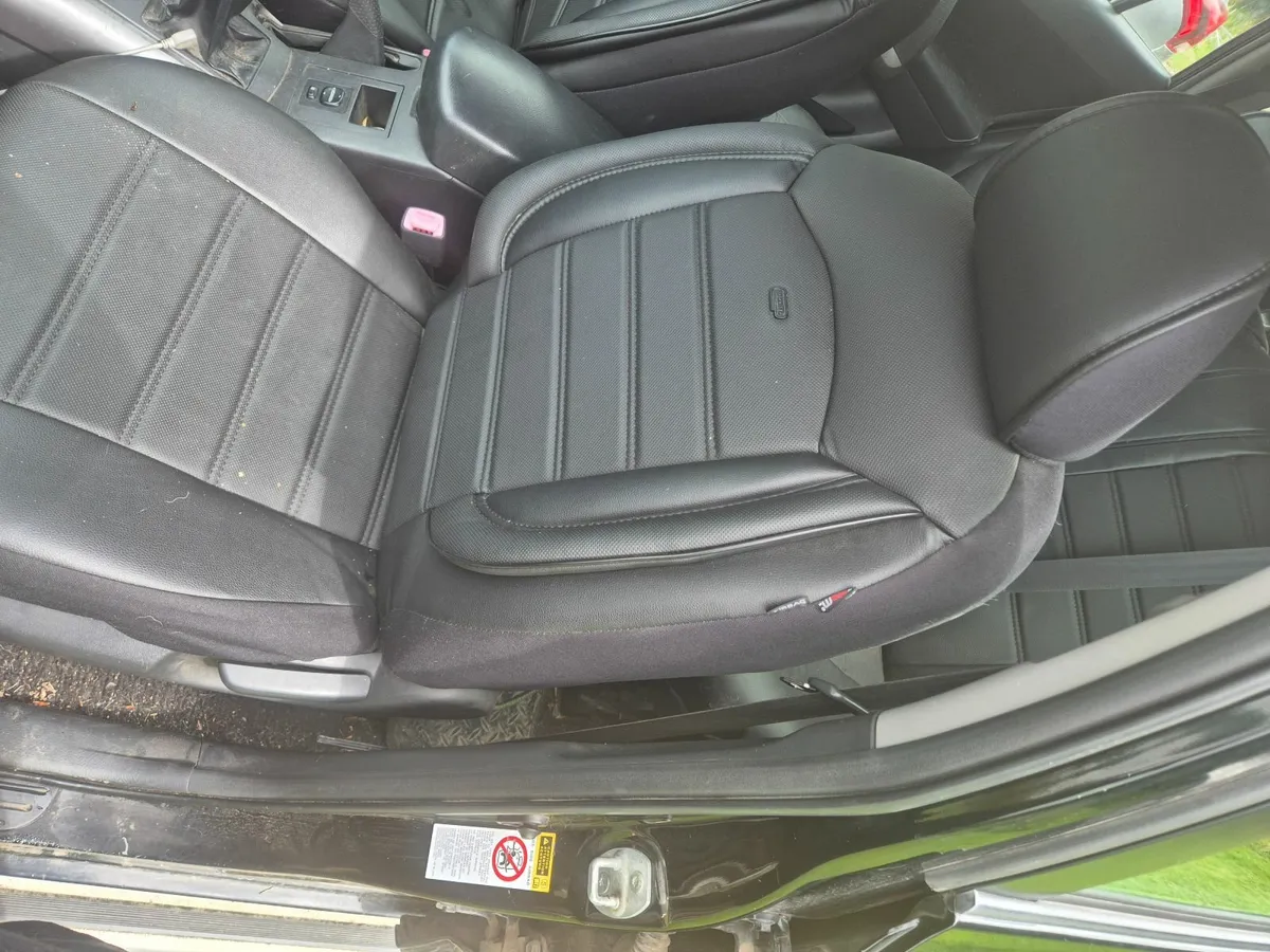 Rav 4 car accessories years 2006 to 2012 - Image 3