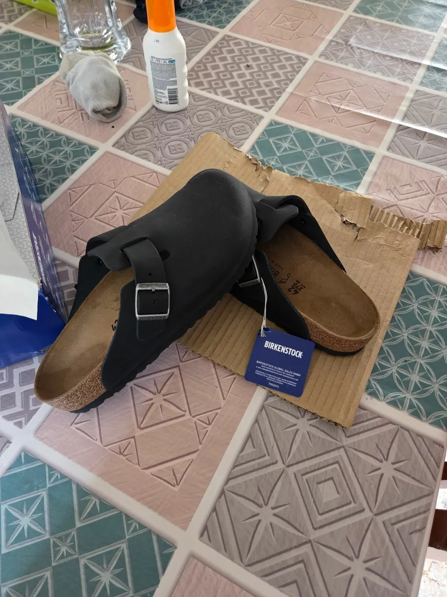 Shoes - Image 4