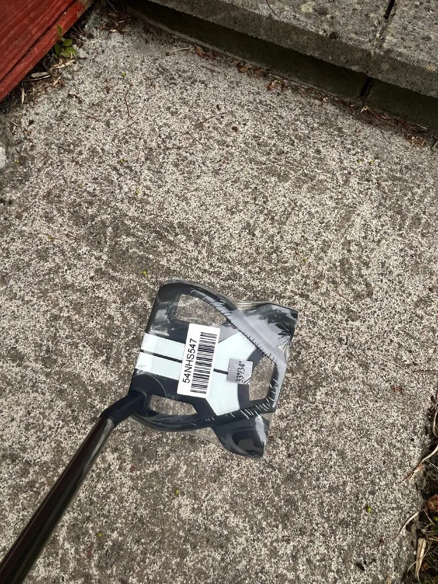 Golf putter - Image 4