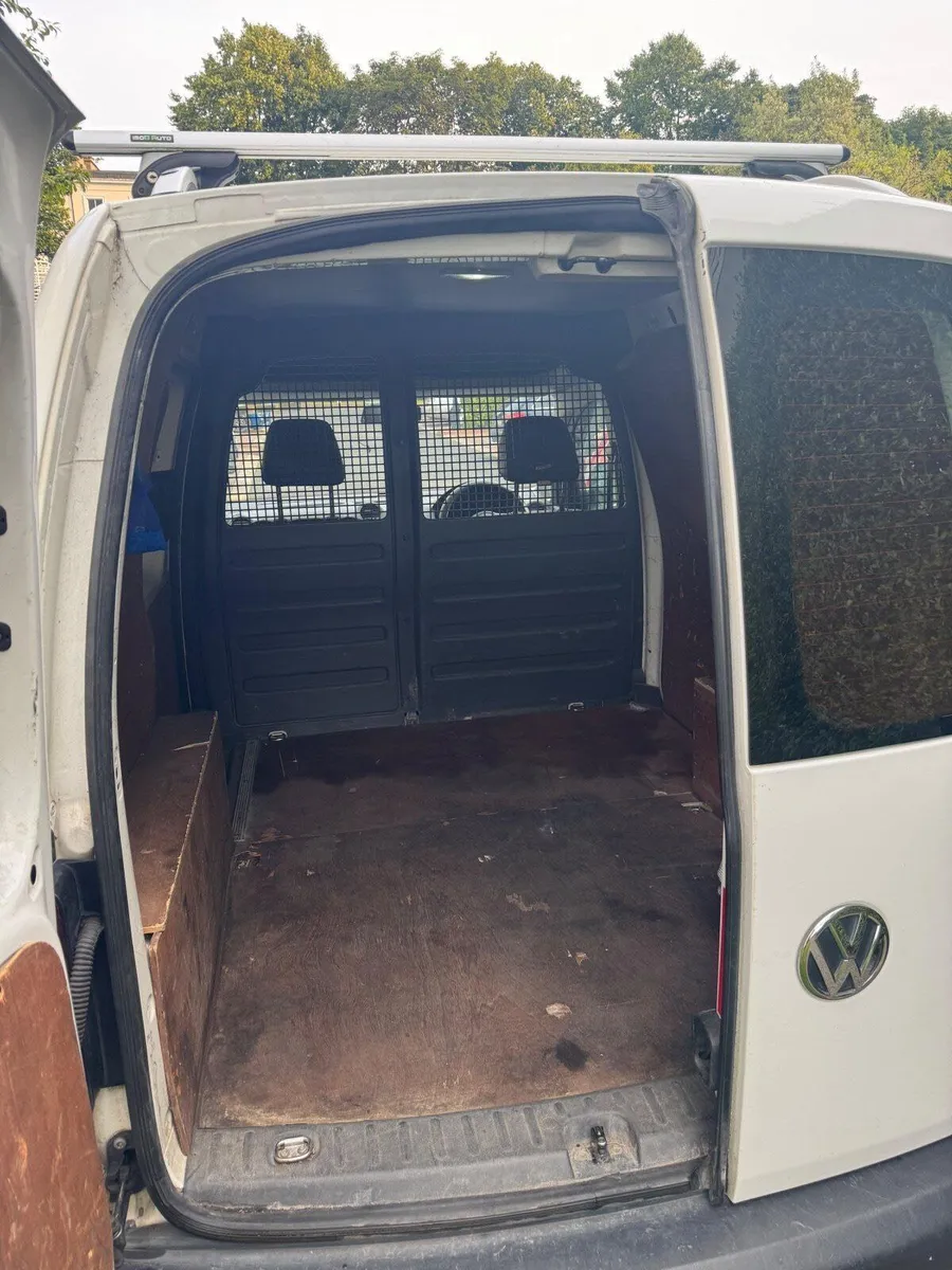 Volkswagen Caddy 2013 - Image 4