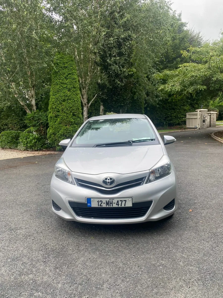 Toyota Yaris 2012 - Image 3