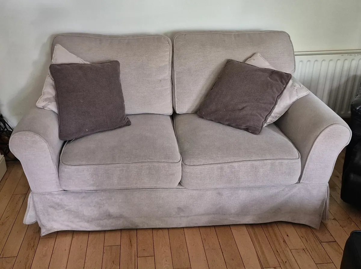 3 + 2 + 1 Suite of Furniture - Image 1