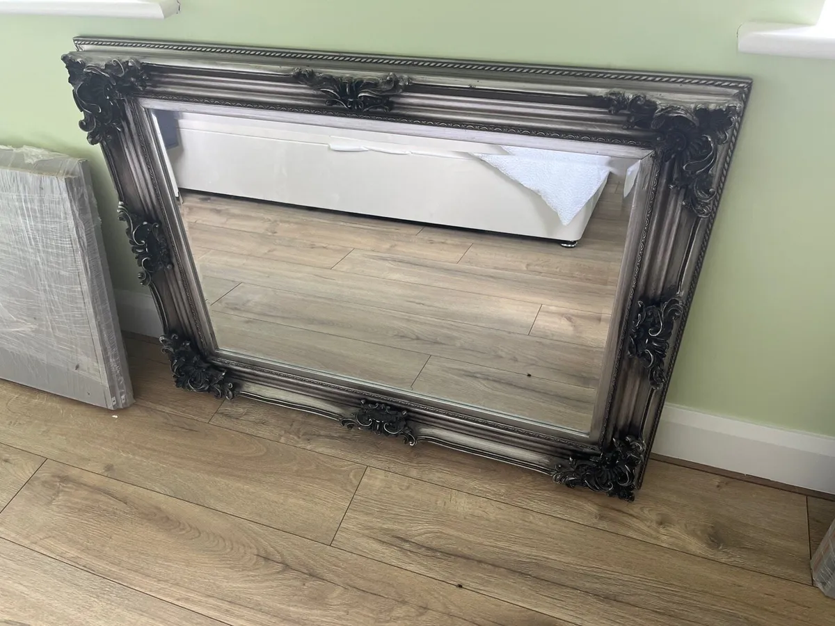 Mirror - Image 1