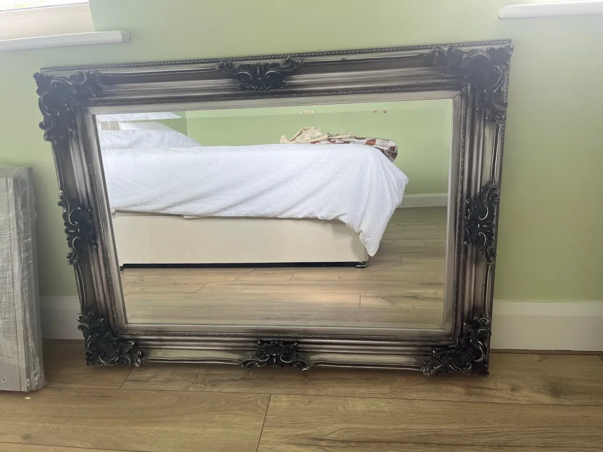 Mirror - Image 3