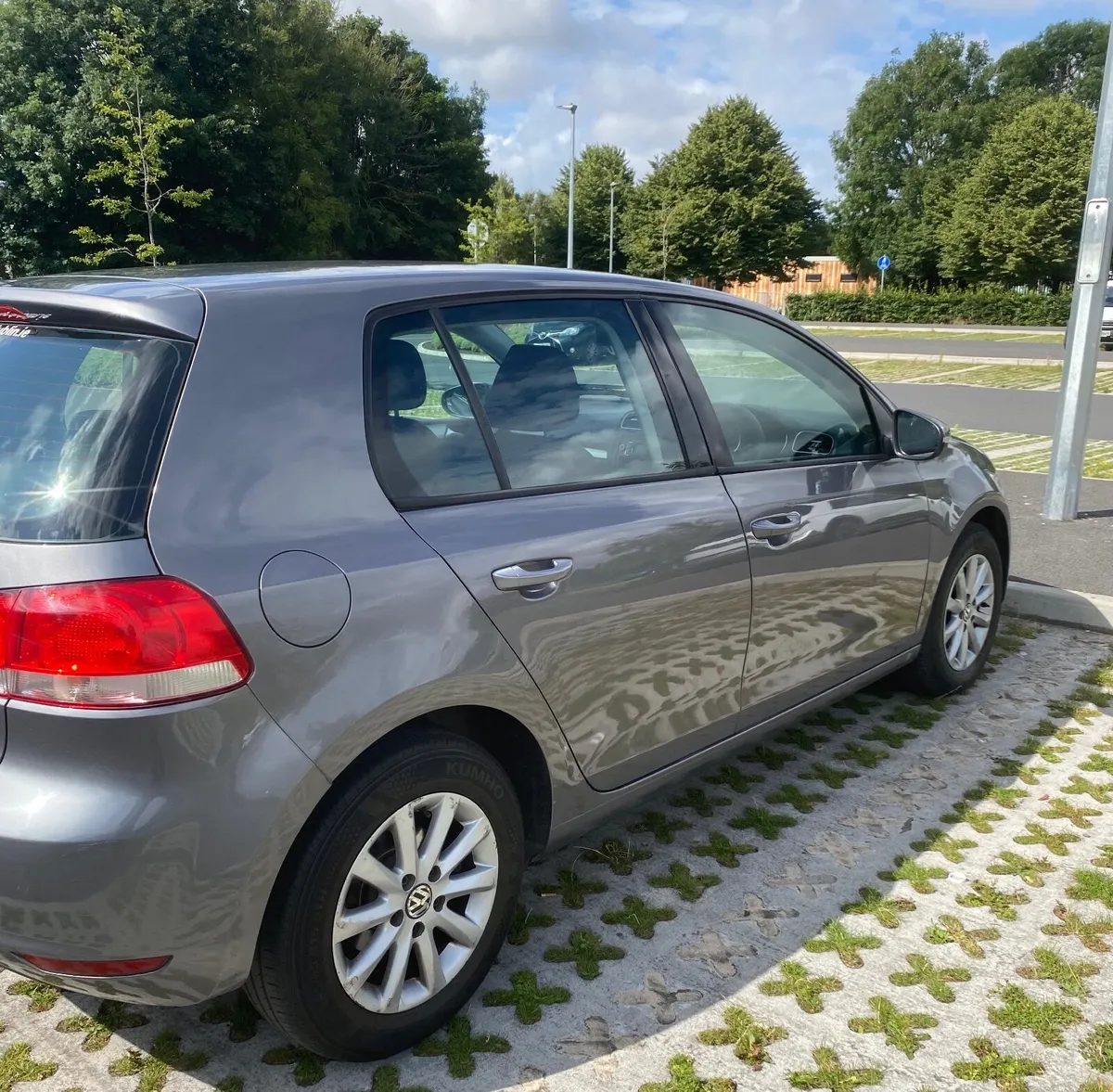 Volkswagen Golf 2010 - Image 4
