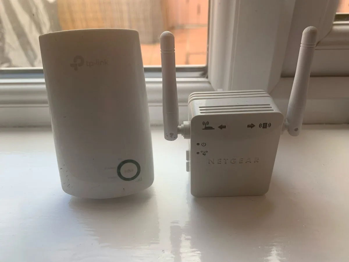 WiFi Signal Booster/Extenders - Image 1