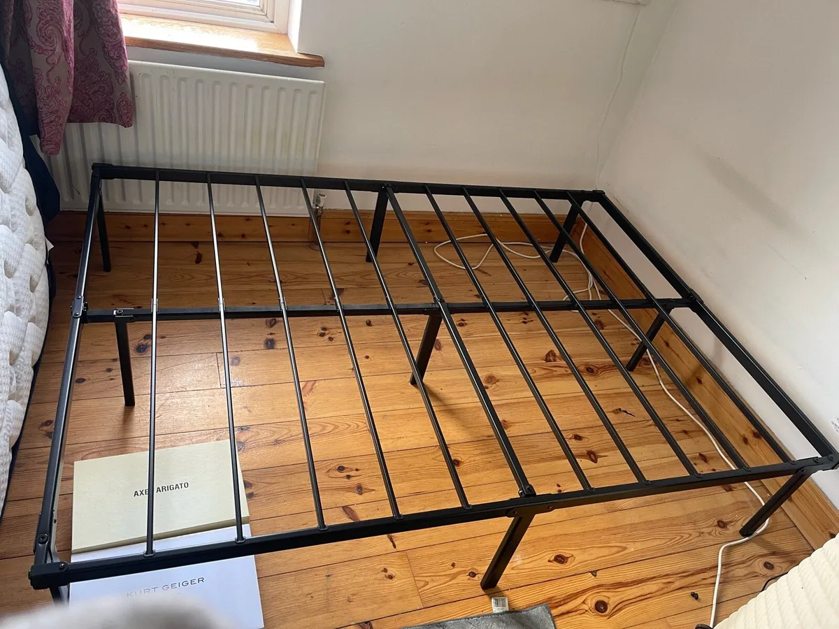 Double bed steel frame - Image 1