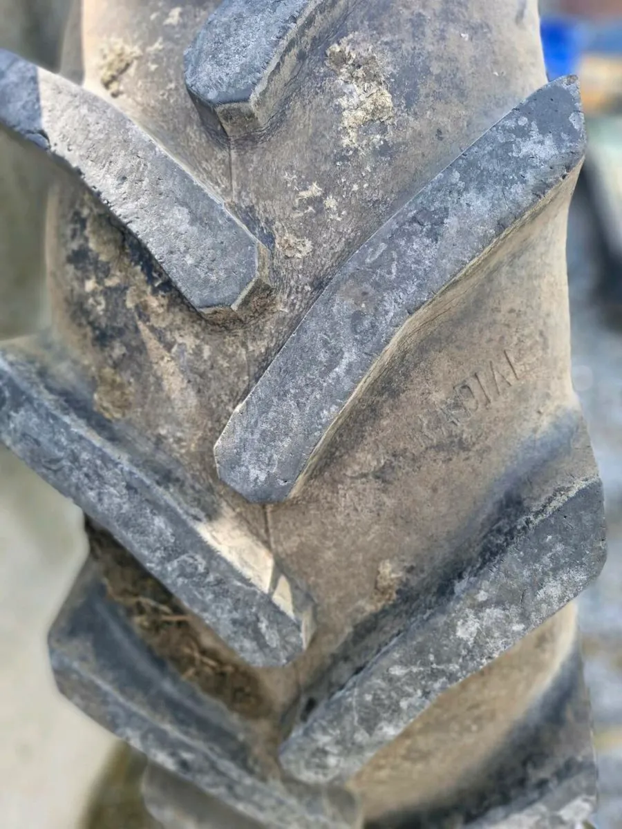 Tractor tyre - Image 2