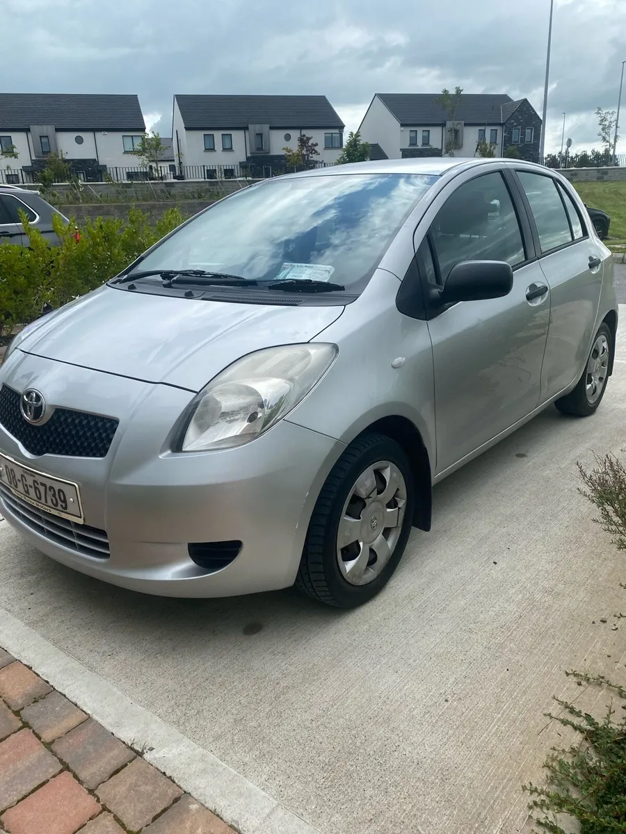 Toyota Yaris 2008 - Image 2